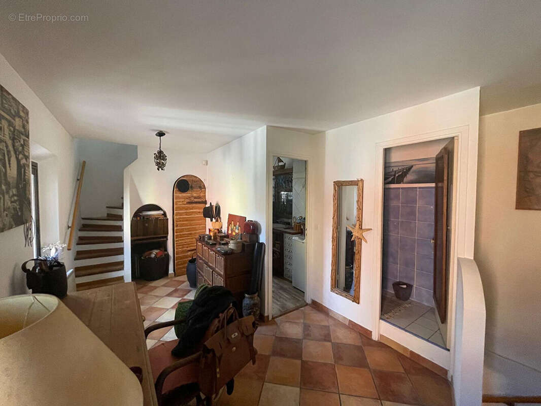 Maison à LE CASTELLET