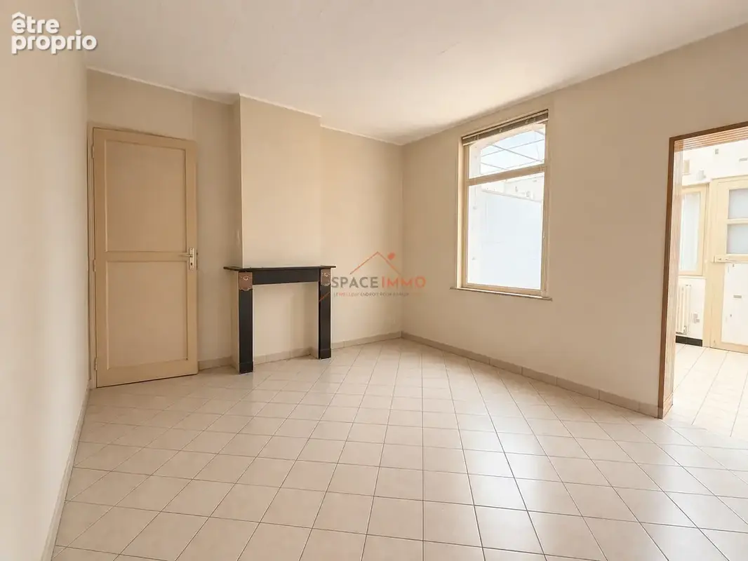 TRITH SAINT LEGER, maison d' environ 80M2, 2 chambres, jardin, garage, cave et grenier aménageable. - photo 3