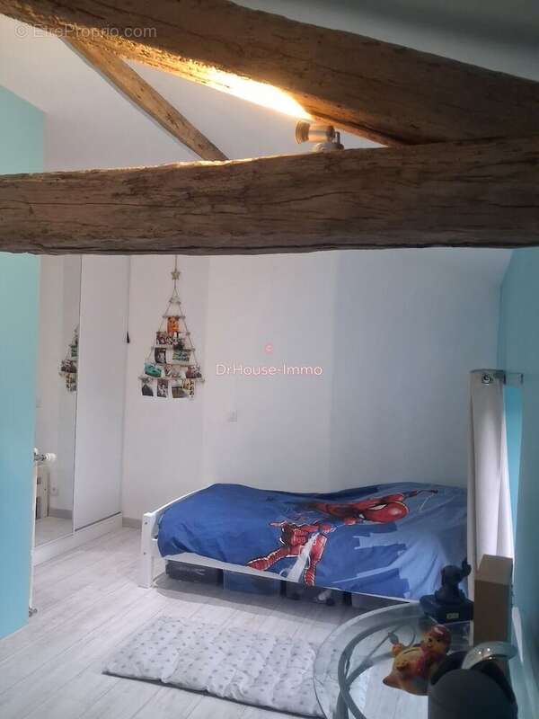 Maison à NEUVILLE-DE-POITOU