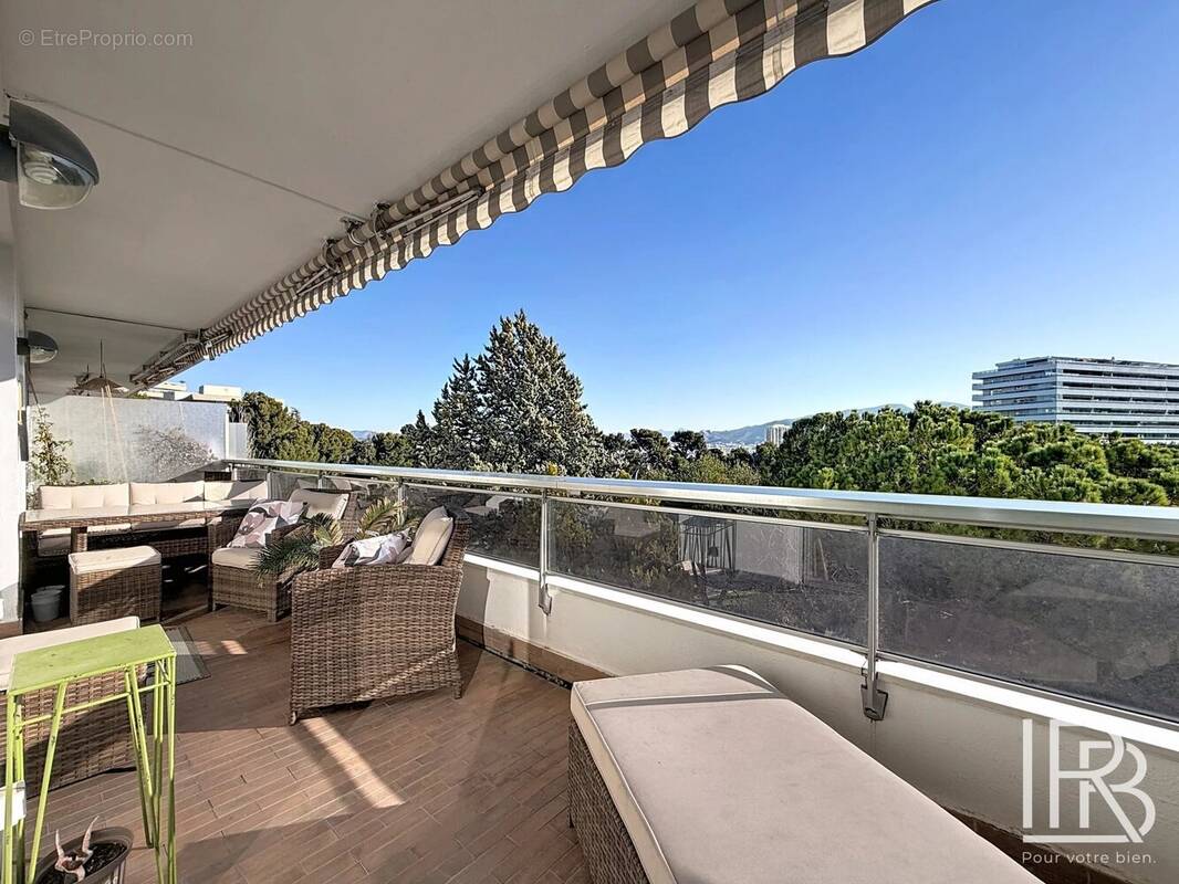 Appartement à MARSEILLE-8E