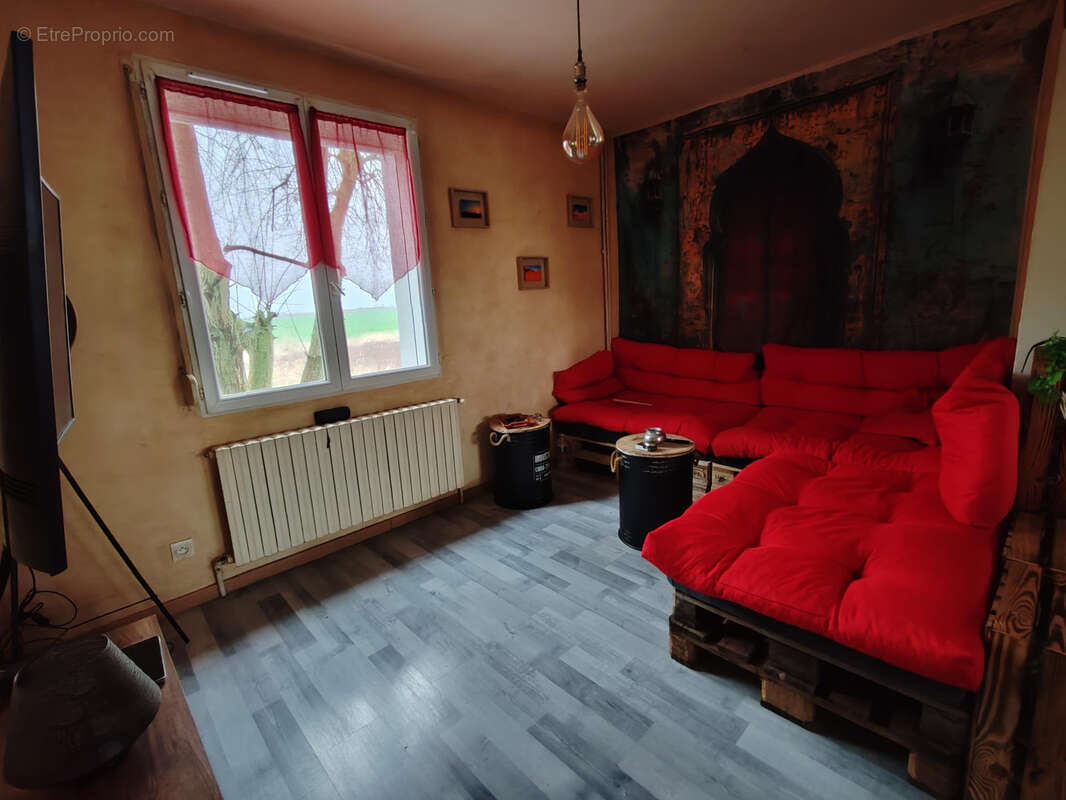 Maison à CREPY-EN-VALOIS
