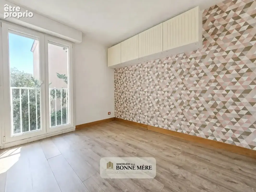 Appartement 3 pièces 64 m² à vendre à Marseille-14e (13014) - photo 3