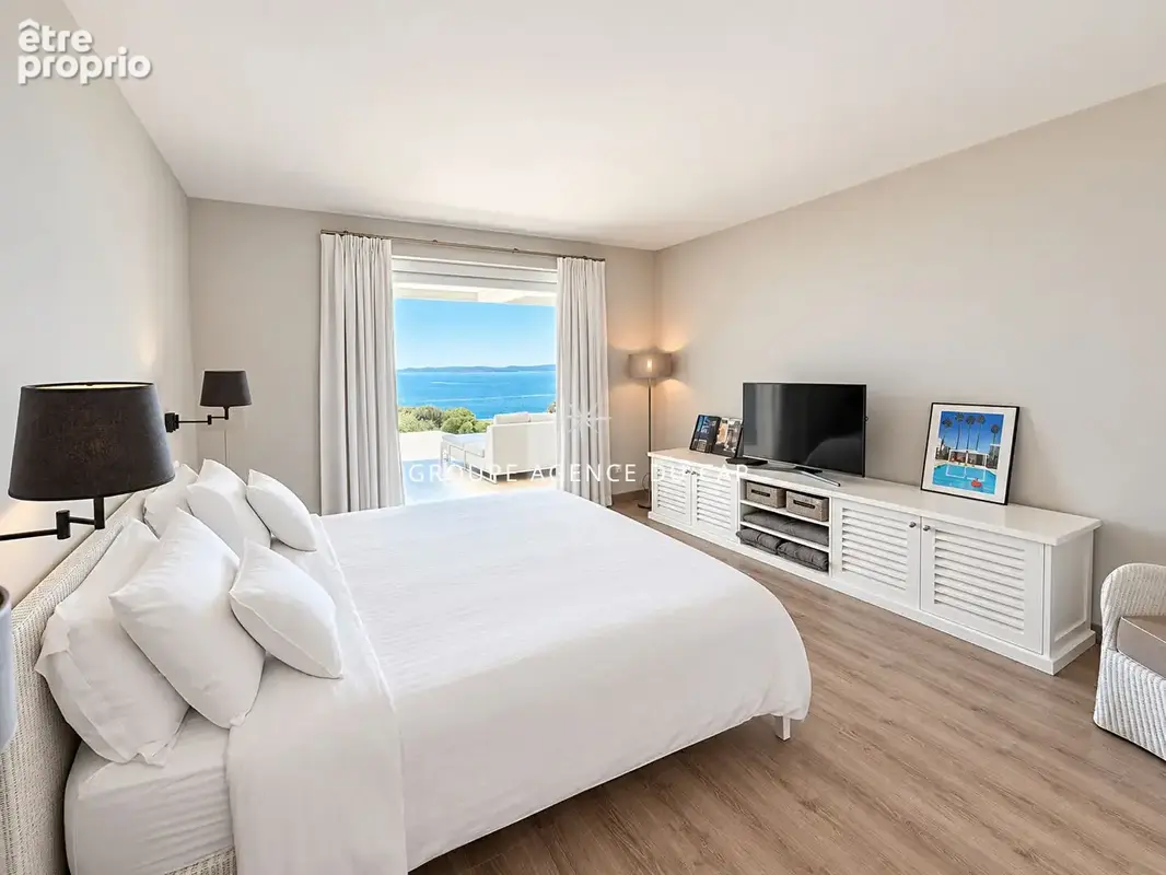 Vue mer panoramique golfe de st tropez propriete exceptionnelle 6 chambres piscine tout a pied - photo 11