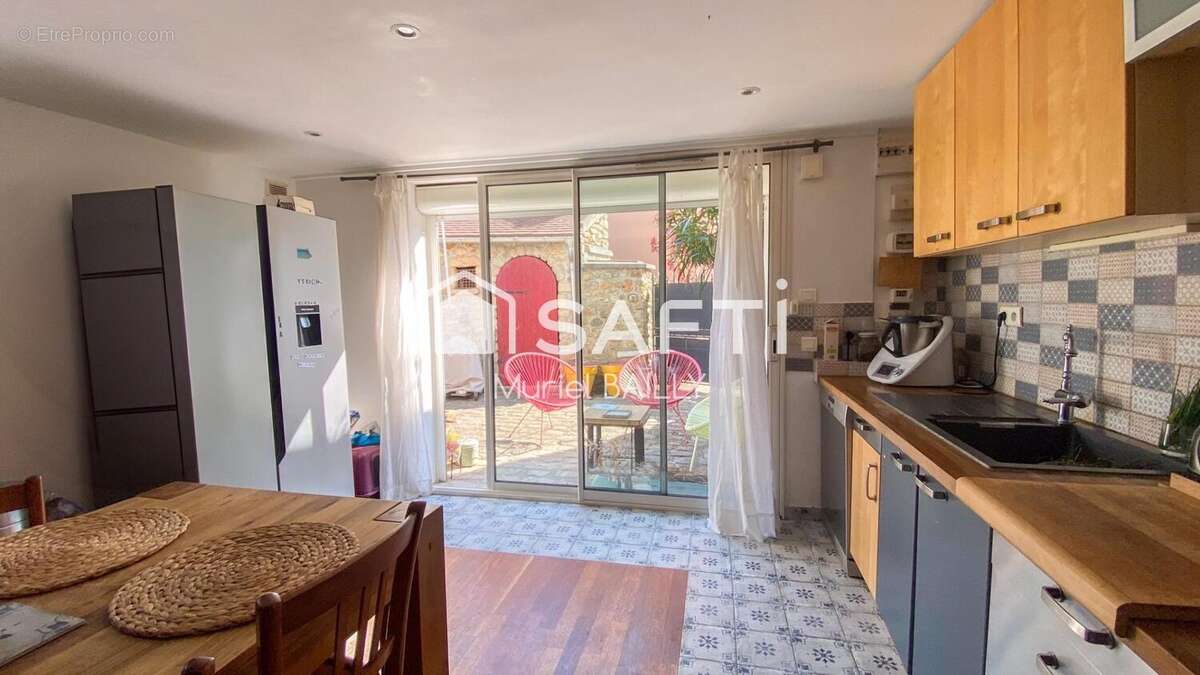 Photo 3 - Maison à SAULX-LES-CHARTREUX