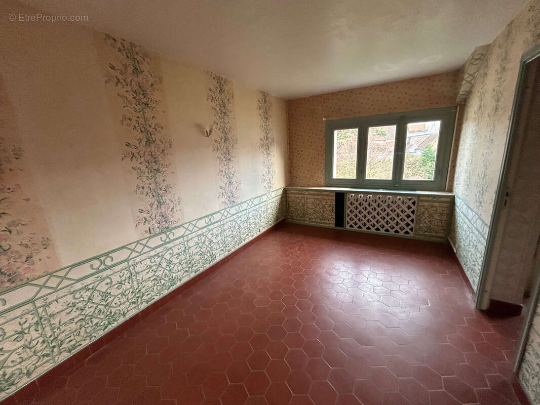 Maison à SAINT-AMAND-LES-EAUX