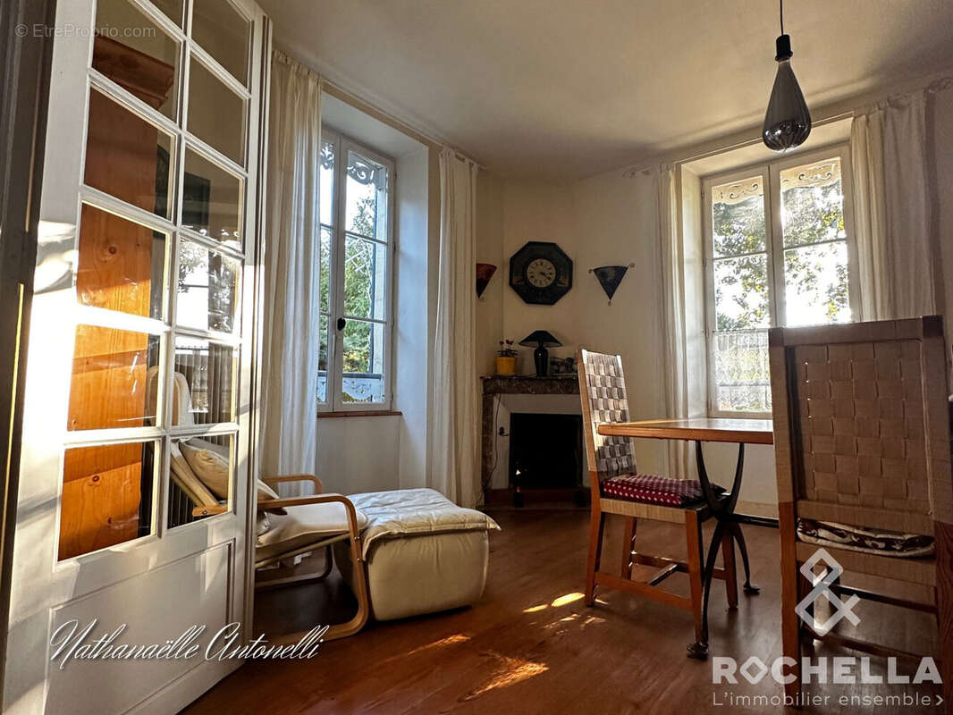 Maison à SAINT-JEAN-D&#039;ANGELY