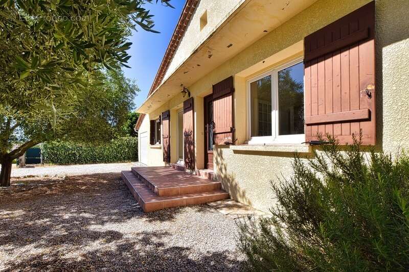 À 5 minutes de Gignac, villa de plain-pied dans un environnement paisible - photo 20