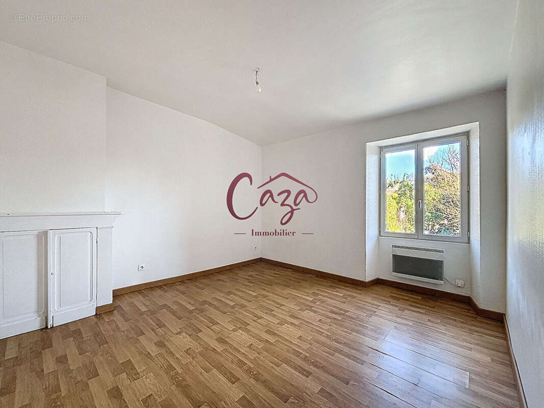 Maison à CAMBLANES-ET-MEYNAC