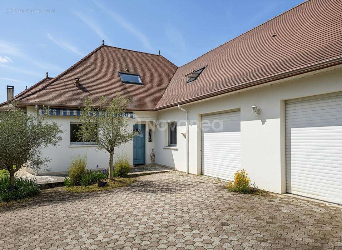 Maison à LONS