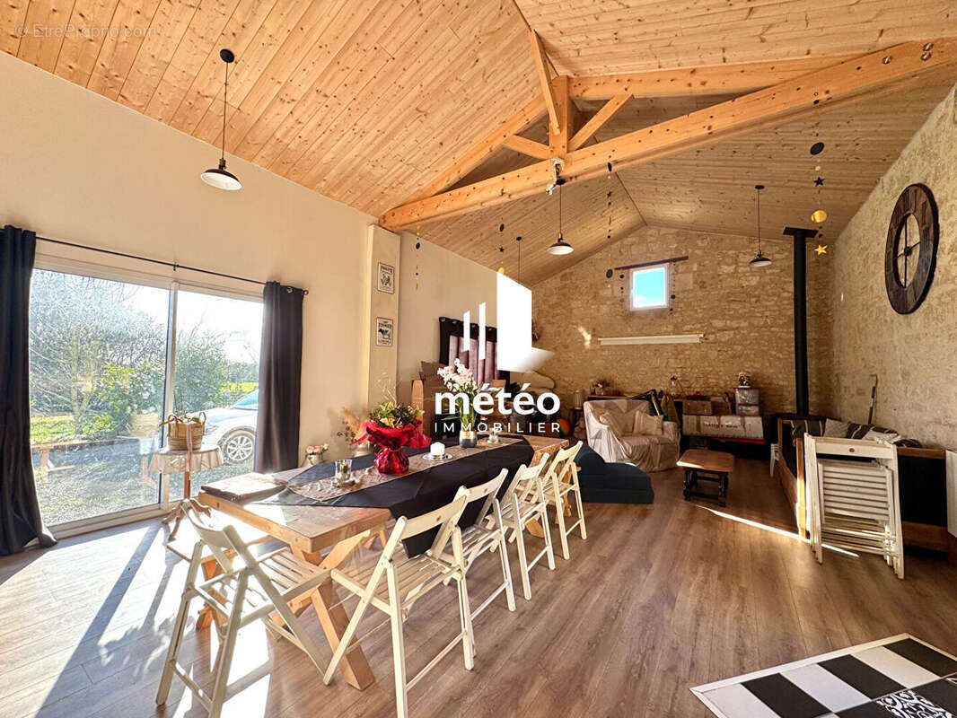 Maison en pierre de 226m² Luçon 4 chambres - photo 14
