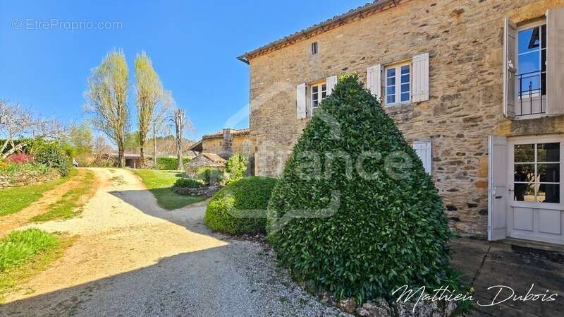Domaine en hameau privé avec activité touristique - Cadre d’exception entre Lot et Dordogne - photo 29