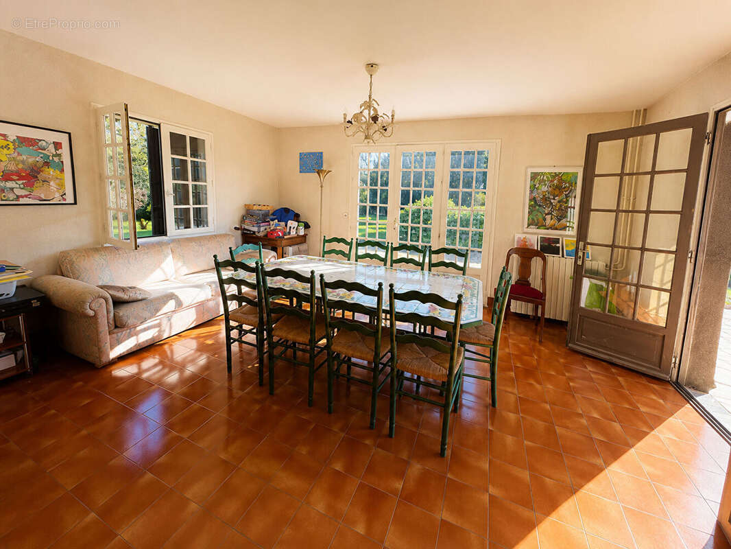 Maison de famille au coeur du Pays d'Auge ? 200 m² sur 5 000 m² de terrain plat - photo 6