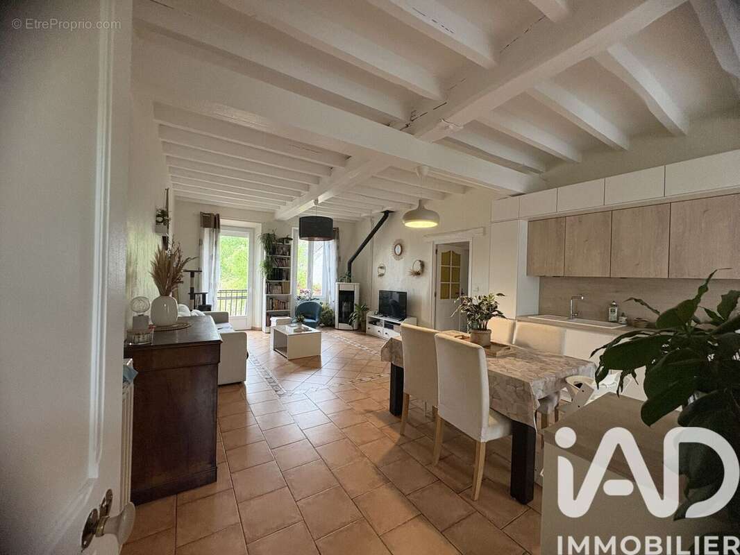 Maison 122 m² à Marsangy  - photo 2