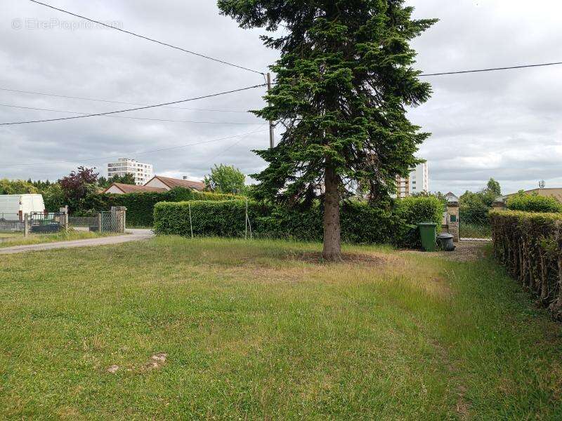 Maison à AVERMES