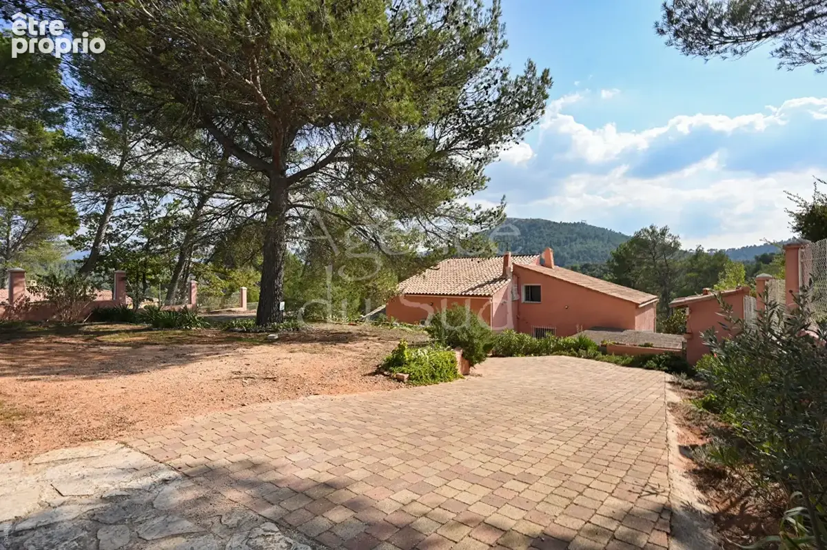 Maison à LA DESTROUSSE