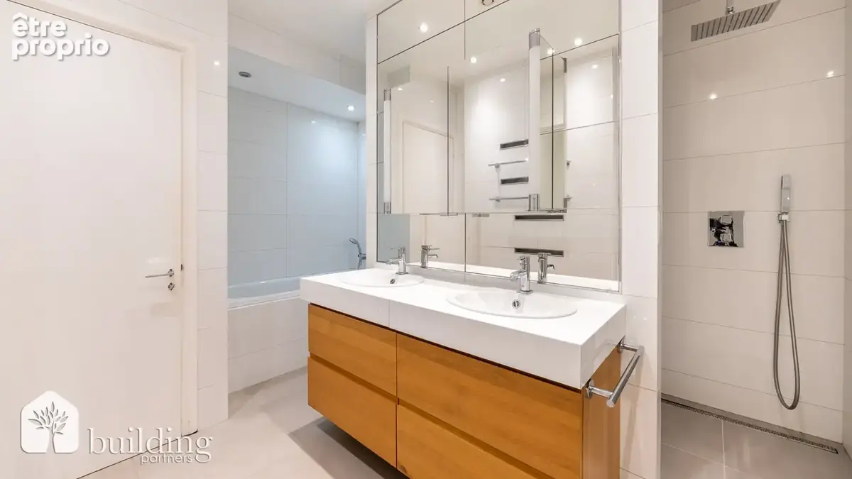 Porte Dauphine Paris 16ème - Appartement 5 pièces 167 m² avec 7 m² de balcon - photo 15