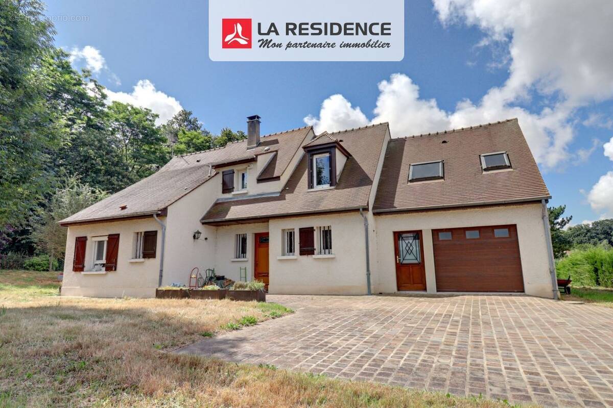 Maison à MONTFORT-L'AMAURY