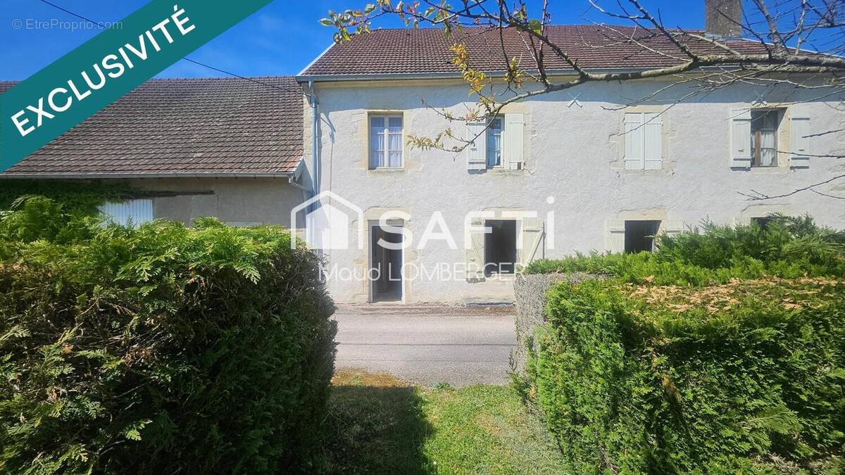 Photo 1 - Maison à ARC-LES-GRAY