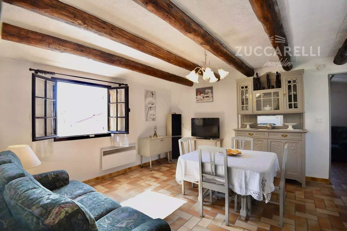 Maison à SAINT-MARTIN-DU-VAR
