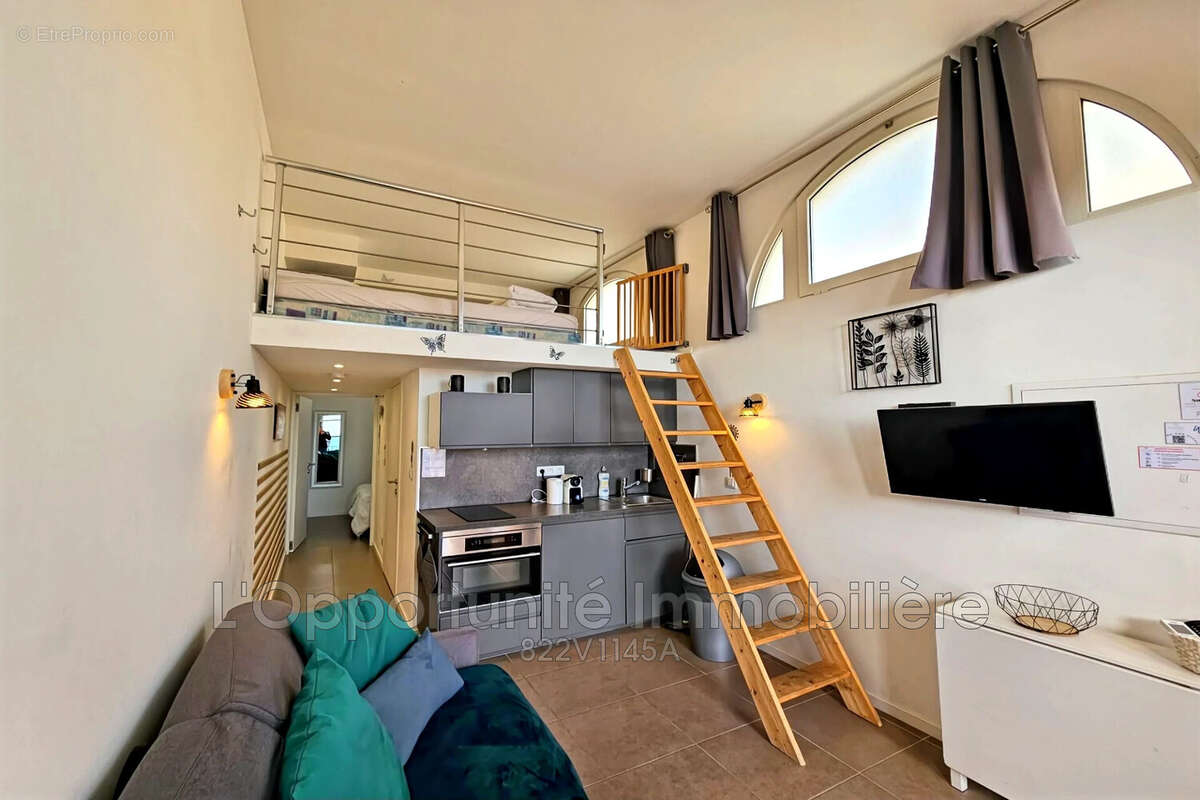 Appartement à SAINT-RAPHAEL