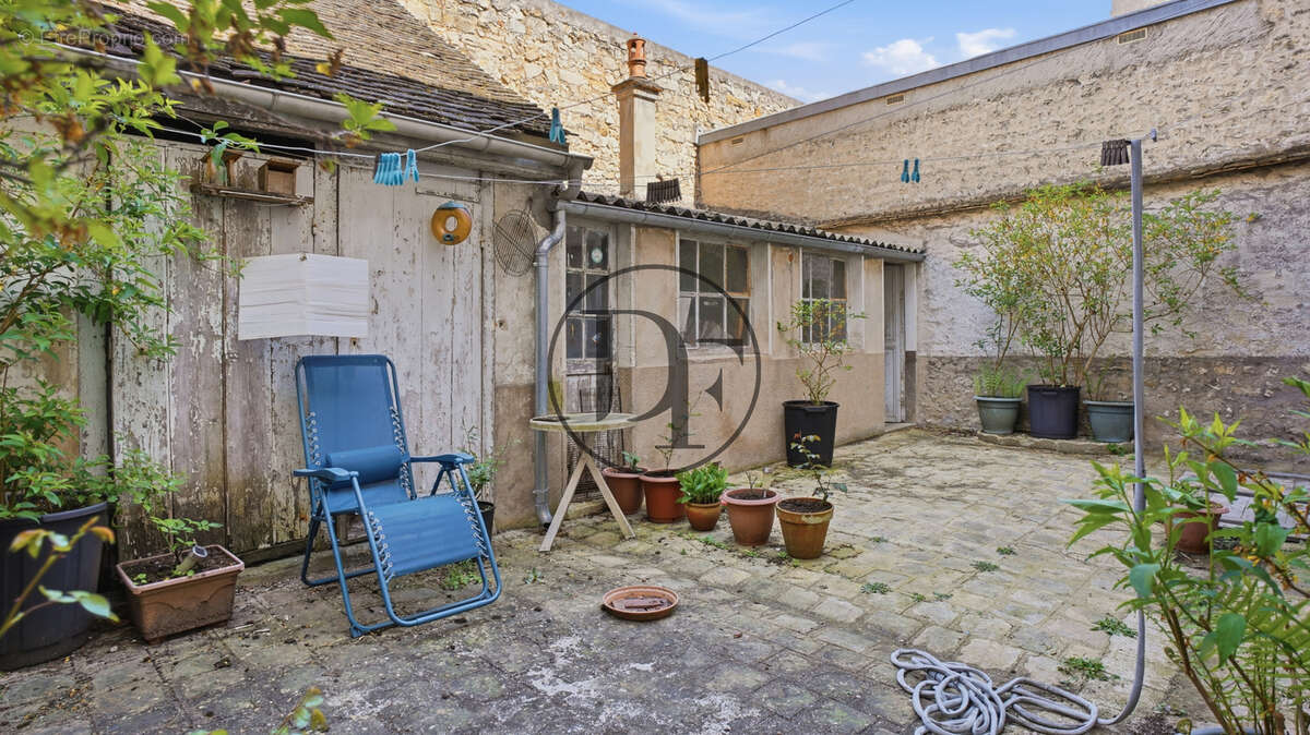 Appartement à FONTAINEBLEAU