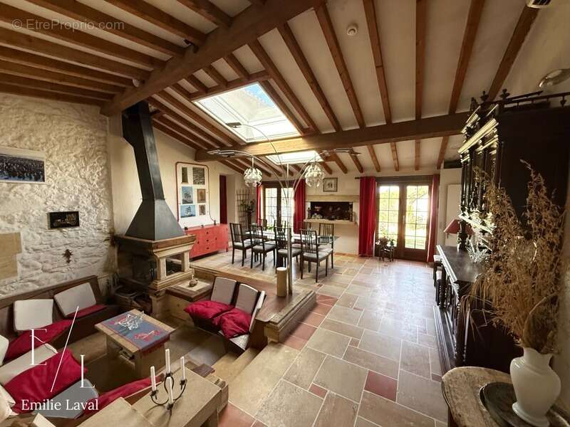 Maison à SAINT-PEY-DE-CASTETS
