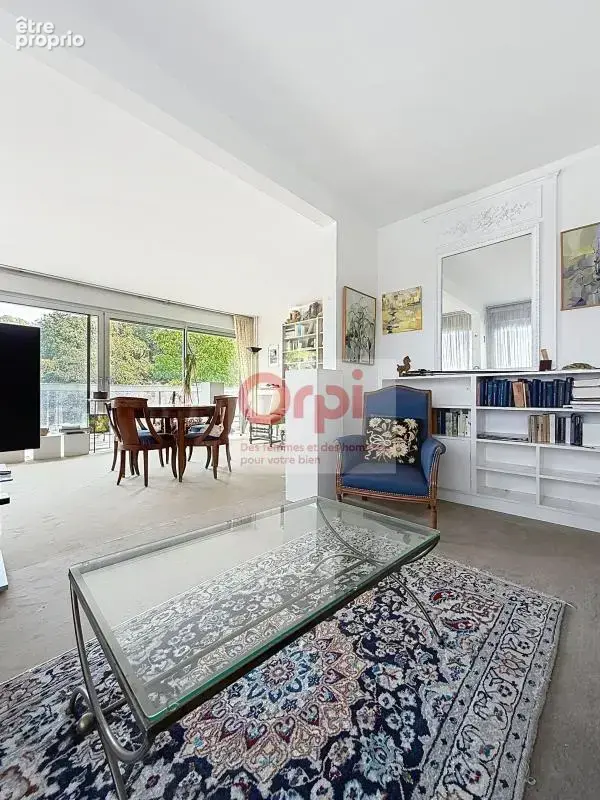 Appartement À Vendre 4/5 pièces / 2 Balcons - photo 3