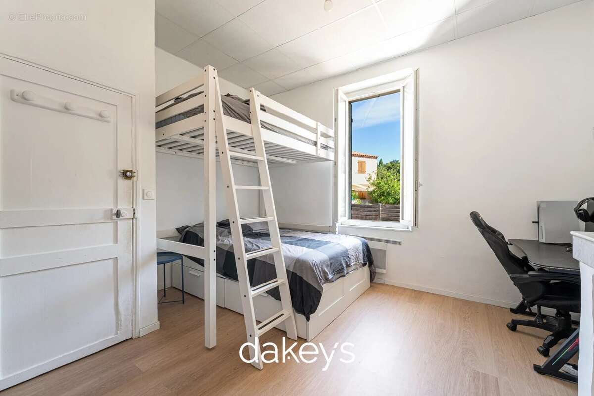 Appartement à MARSEILLE-14E
