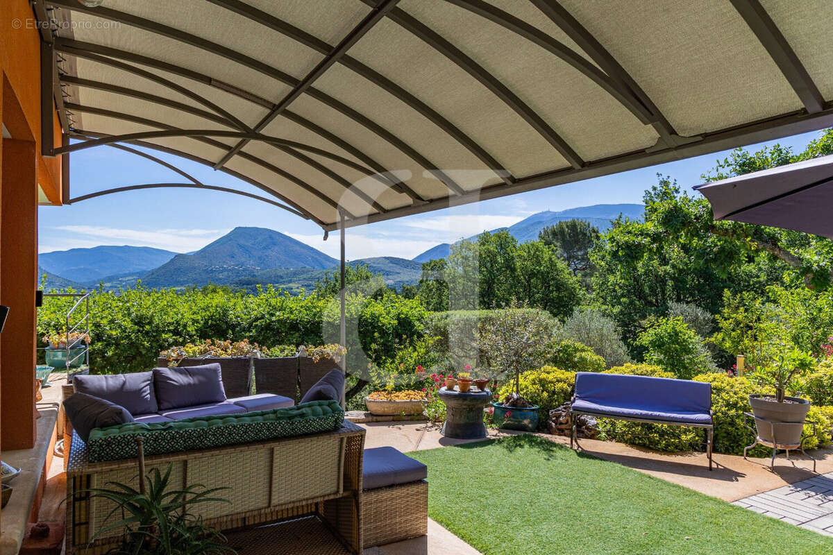 Maison à VAISON-LA-ROMAINE