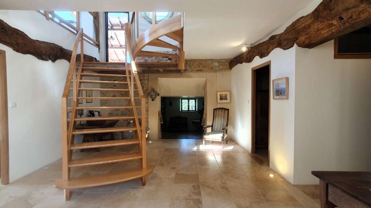 Maison à BOR-ET-BAR