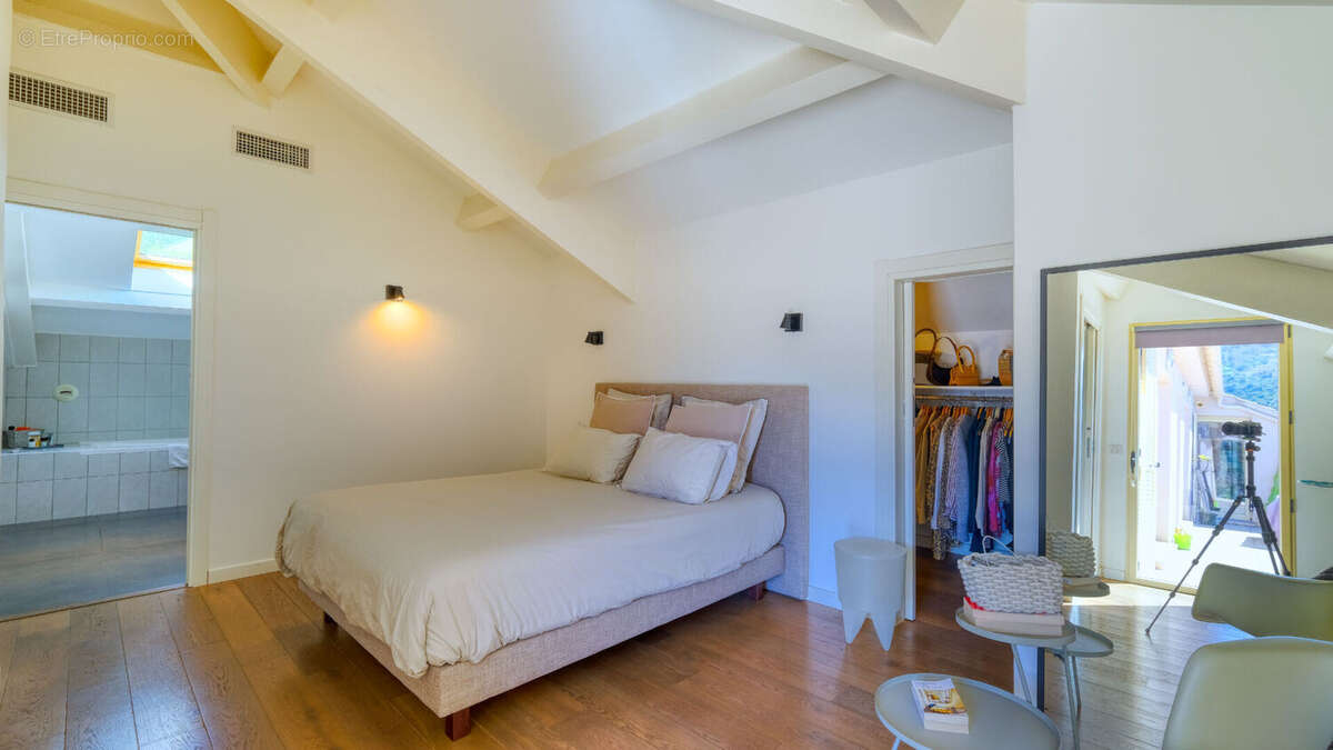 Appartement à VILLE-DI-PIETRABUGNO