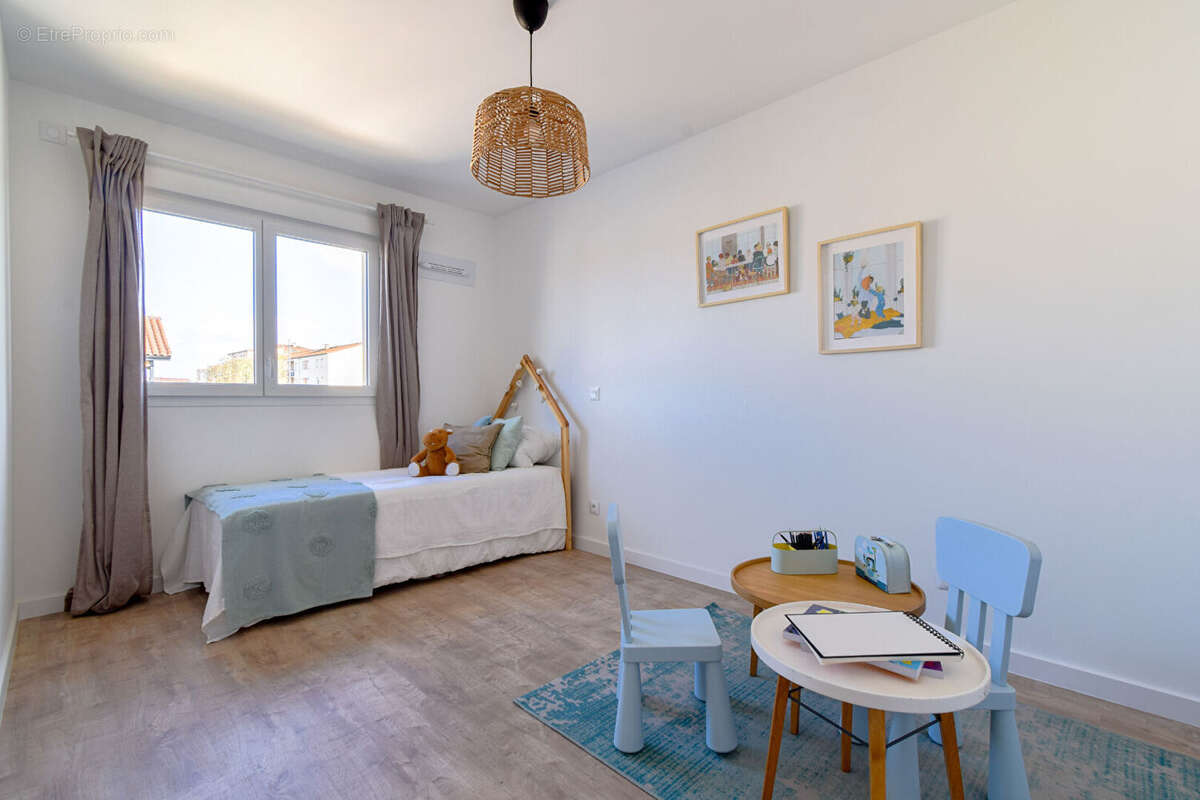 Appartement à TOUSSIEU