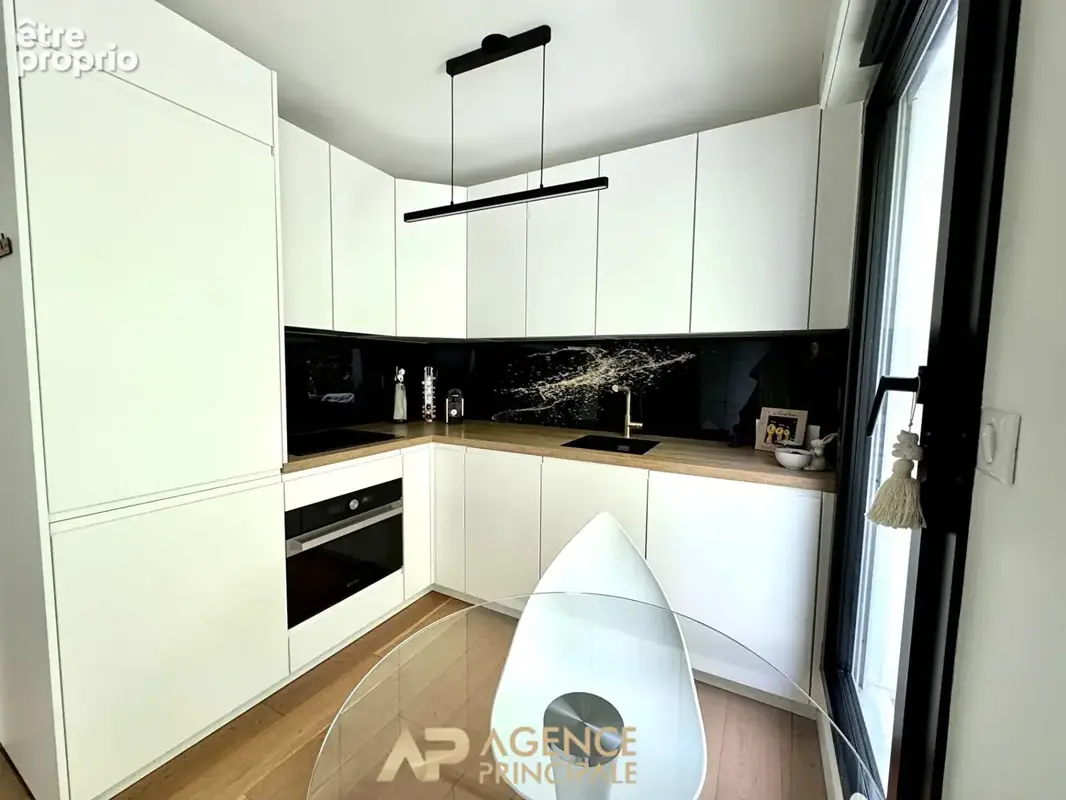 Appartement - Type 3 - 2 chambres - La Rochelle secteur Médiathèque (Ville en Bois) - photo 3