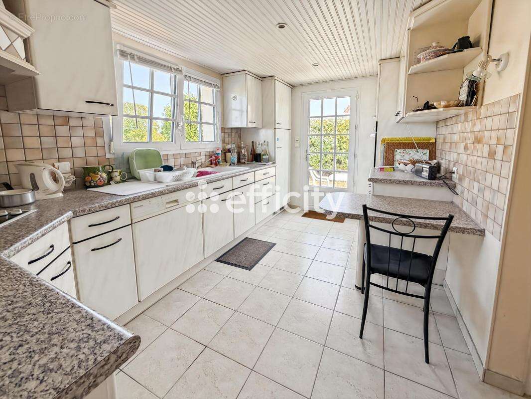 Maison 76 m² à Brem-Sur-Mer  - photo 6