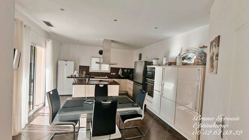 Maison à COURNONSEC