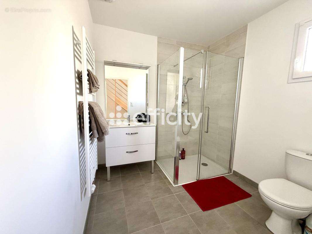 Maison 84 m² à Saint-Nazaire  - photo 9