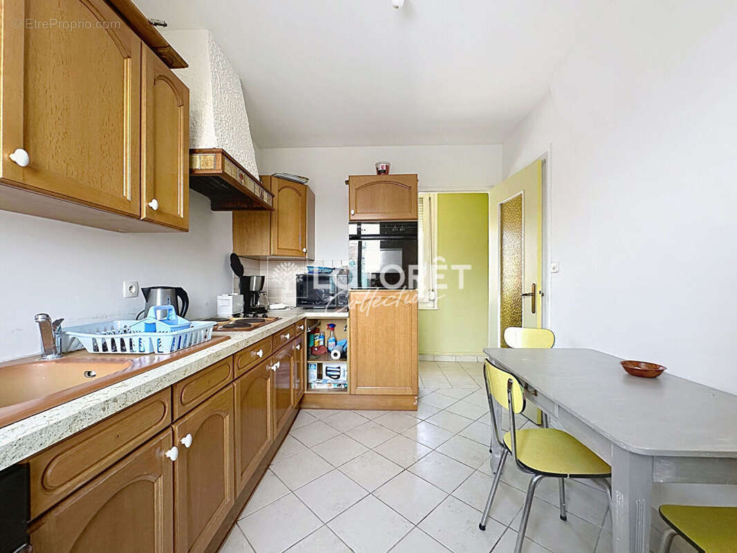 Appartement 3 chambres en centre-ville - photo 4
