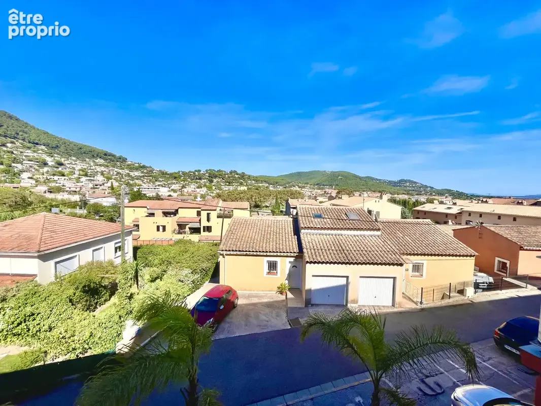 Photo Appartement à Carqueiranne au prix de 220 000€