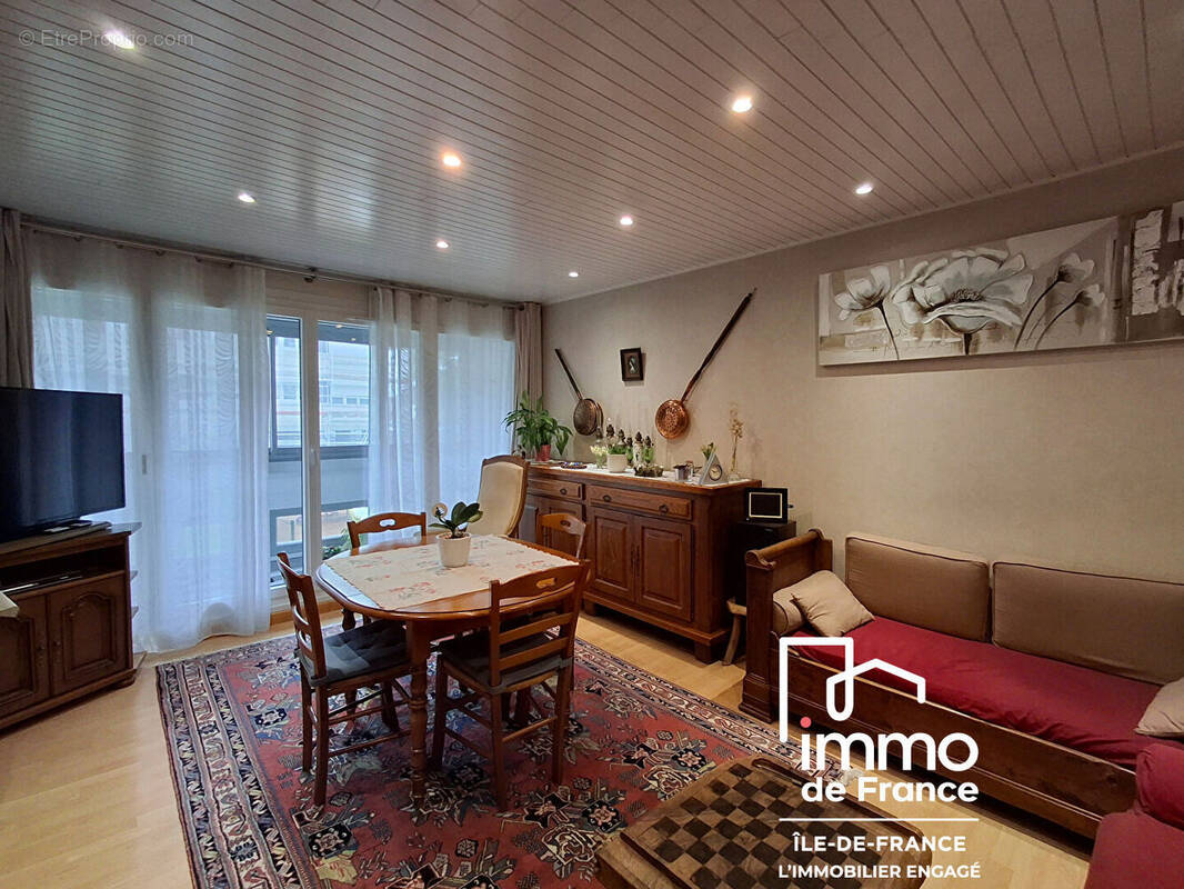 Appartement à PLAISIR