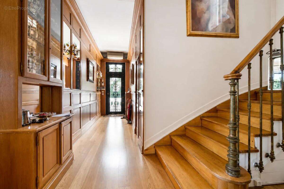 Maison de 7 pièces de 170 m² à Roquebrune-Cap-Martin - photo 4
