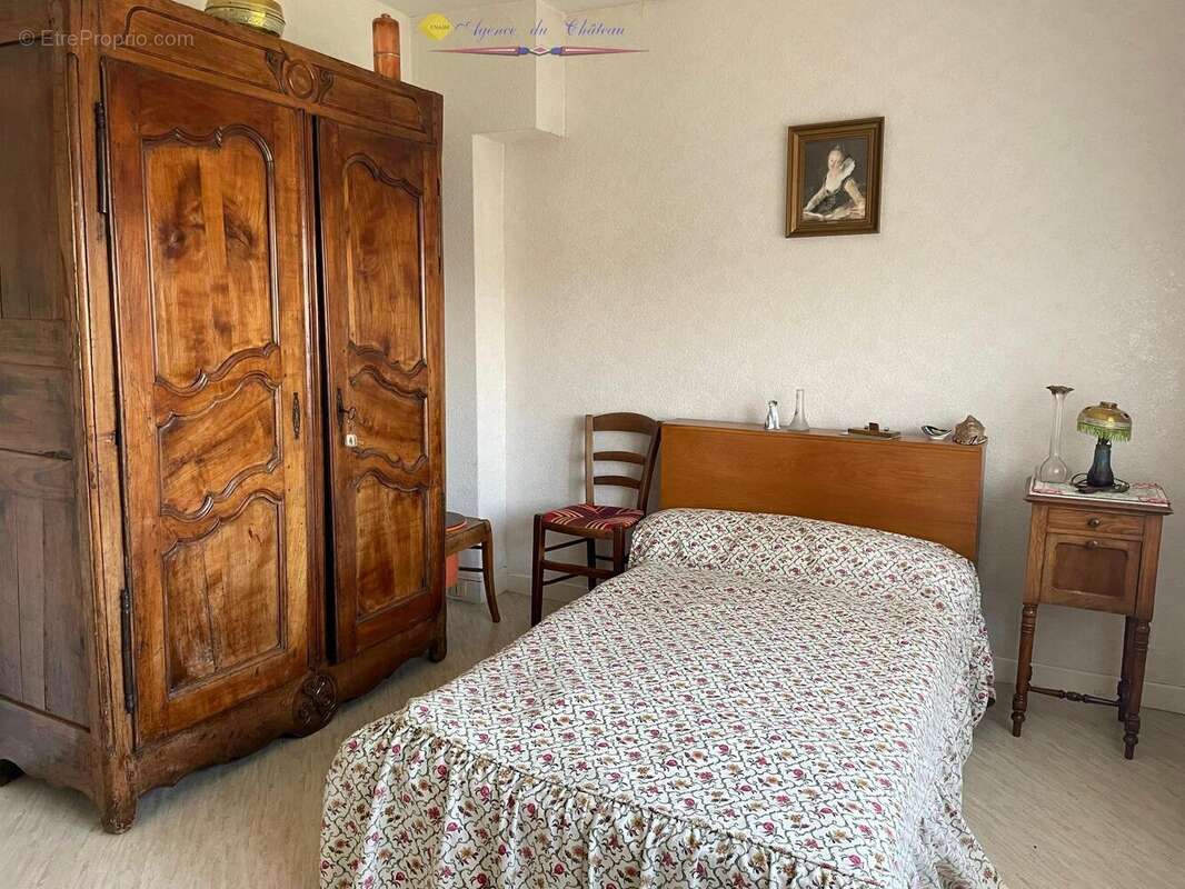 n°6 - Appartement à LA CLAYETTE