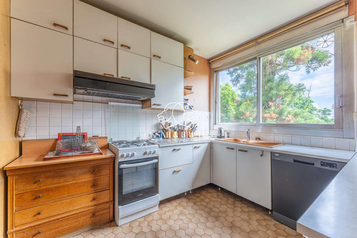 Appartement à SAINTE-FOY-LES-LYON