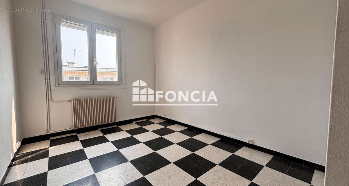 Appartement à BEZIERS