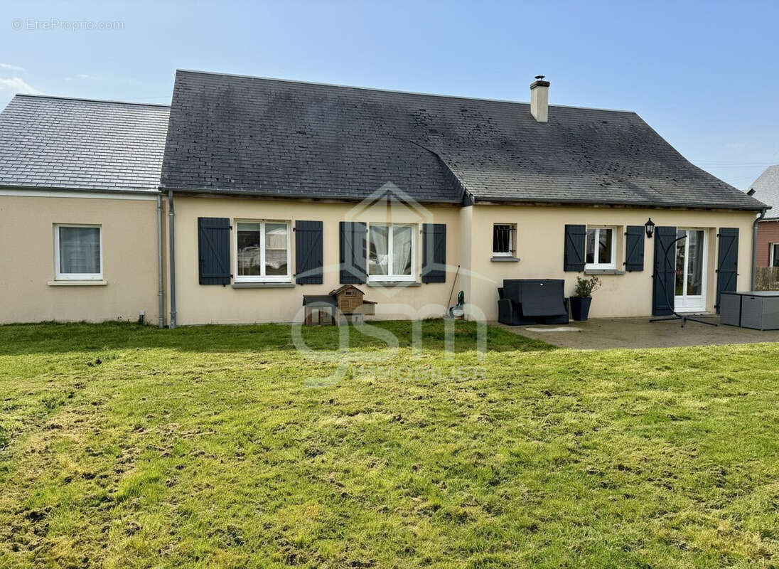 Maison à SAINT-BRANCHS