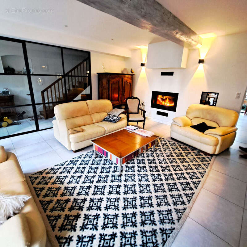 Maison à SOUCIEU-EN-JARREST