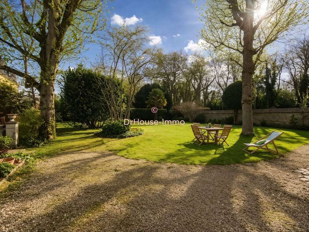 Maison à ASNIERES-SUR-OISE