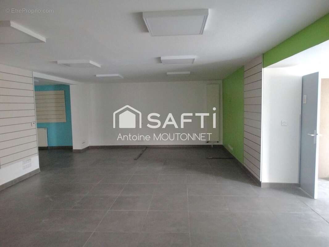 Photo 5 - Commerce à MONTIVILLIERS