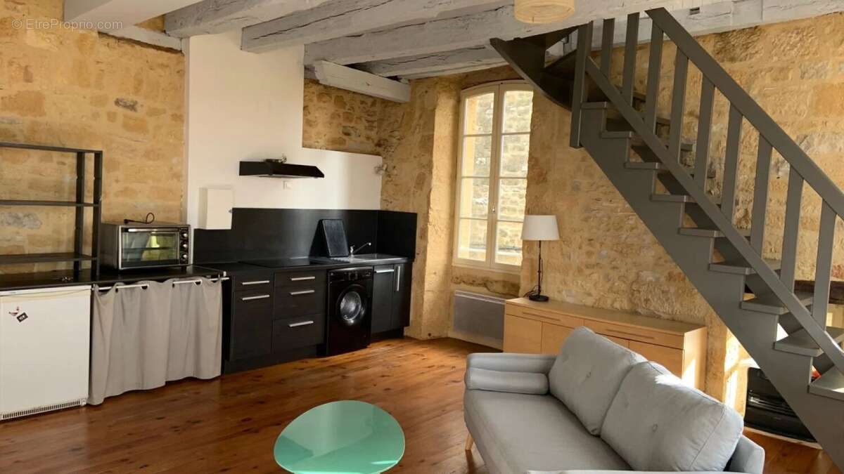 Appartement à GOURDON