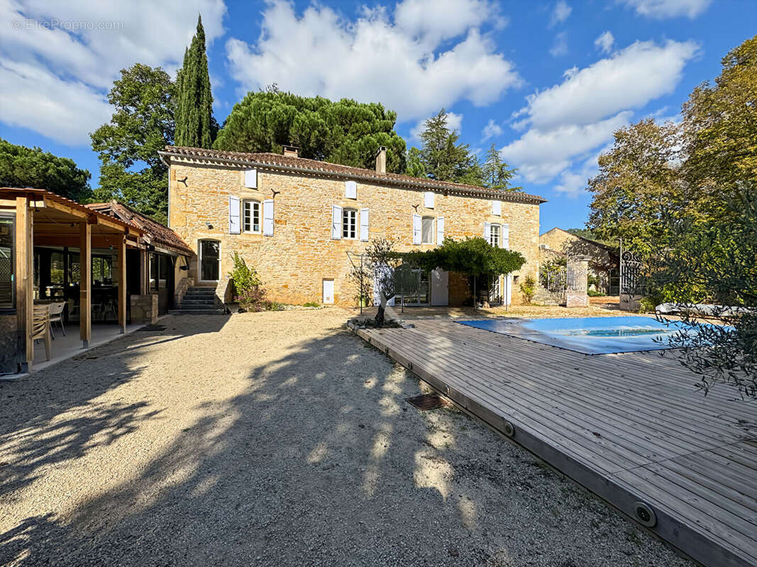 Maison à PRAYSSAC