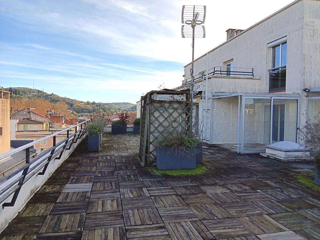 Appartement à CAHORS